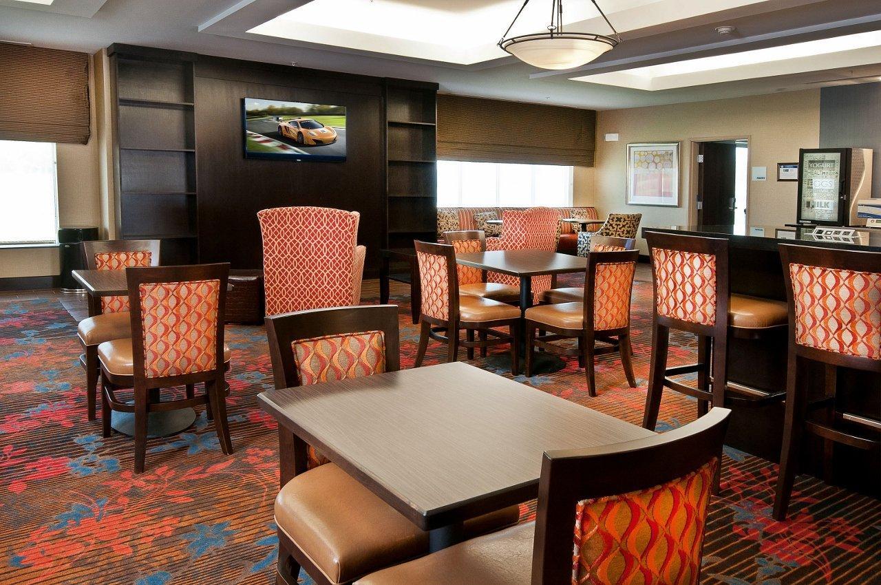 Holiday Inn Express Hotel And Suites Pearsall By Ihg Eksteriør billede